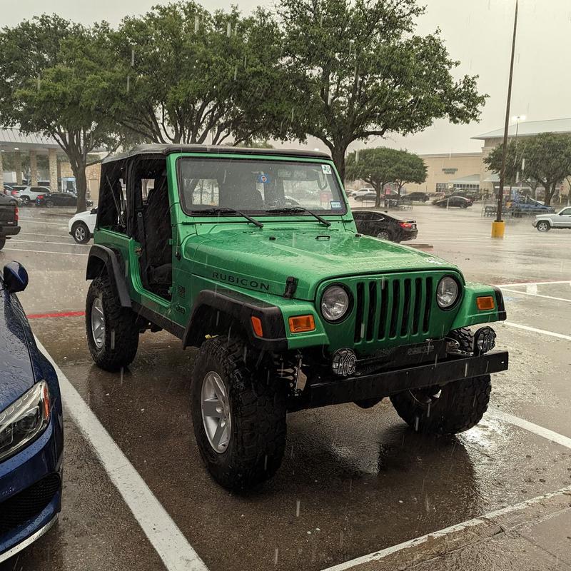 jeep-hail